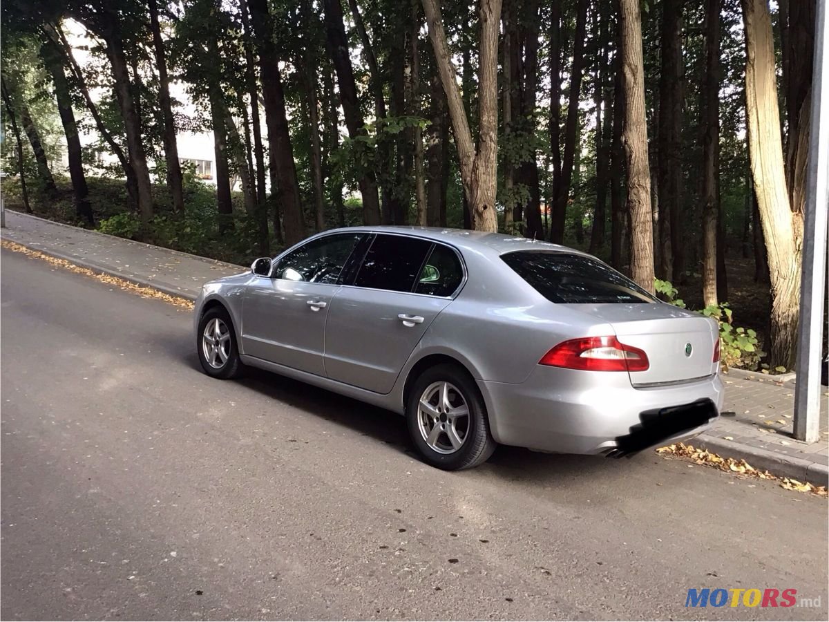 2010' Skoda Superb photo #3