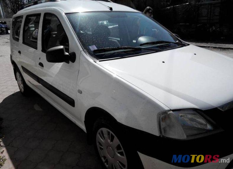 2007' Dacia Logan Mcv photo #1