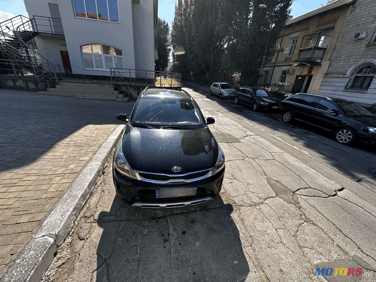 2019' Kia Rio X-Line photo #1