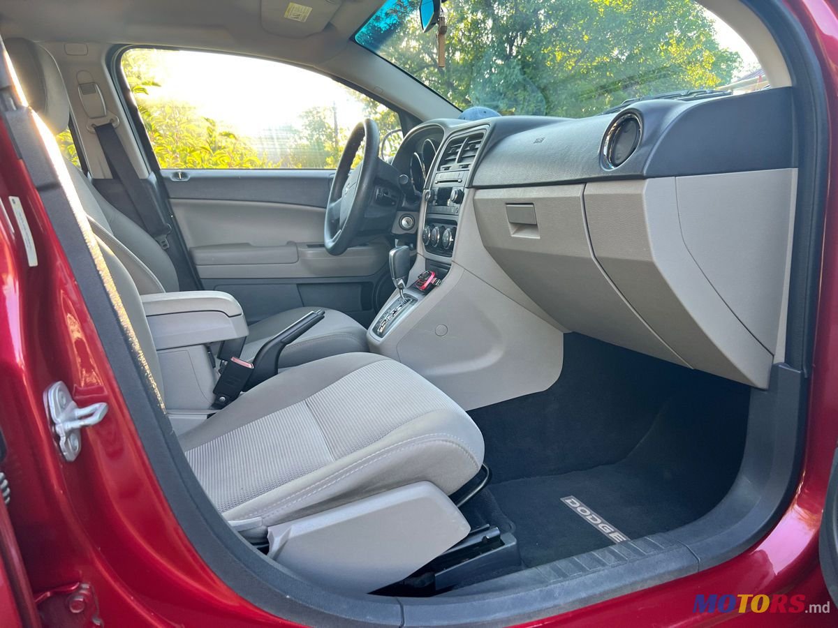 2010' Dodge Caliber photo #4