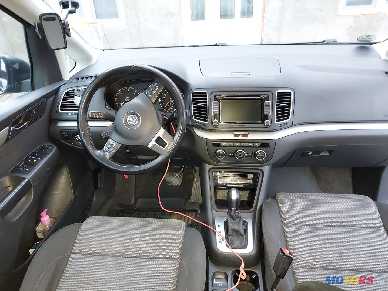 2015' Volkswagen Sharan photo #5