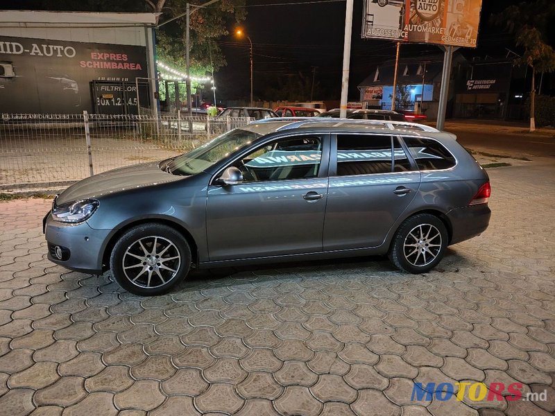 2012' Volkswagen Golf photo #4