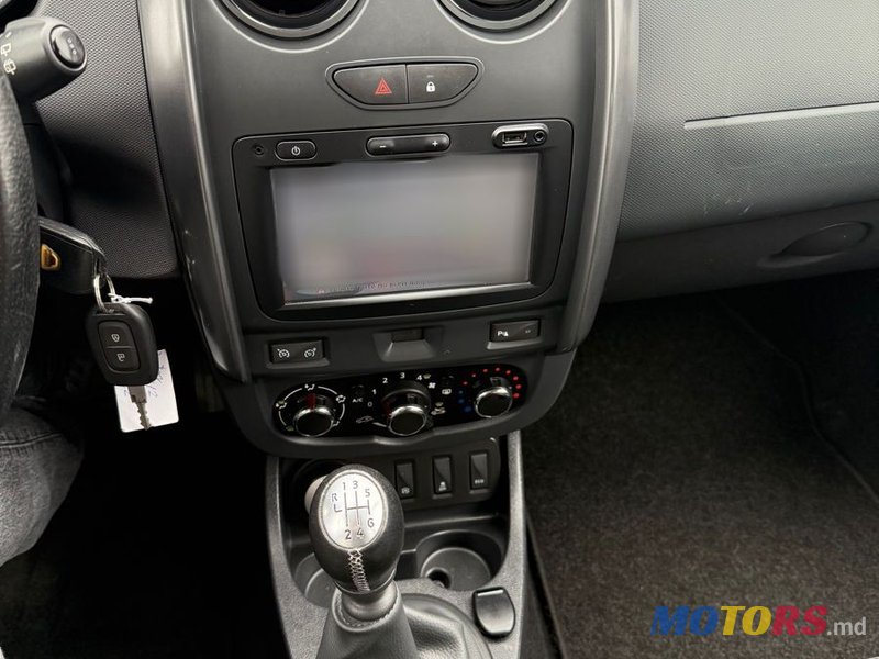 2016' Dacia Duster photo #6