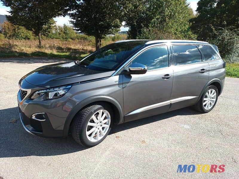 2018' Peugeot 5008 photo #1