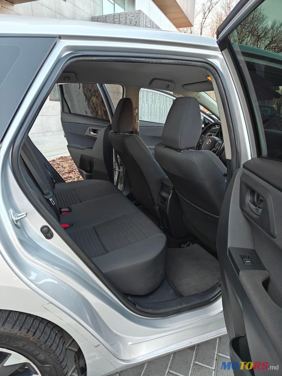 2017' Toyota Auris photo #6