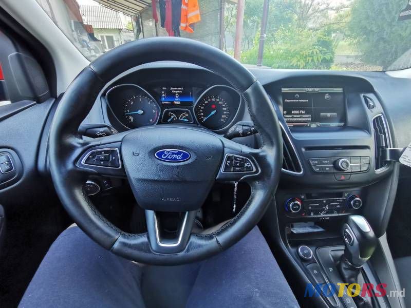 2015' Ford Focus photo #3