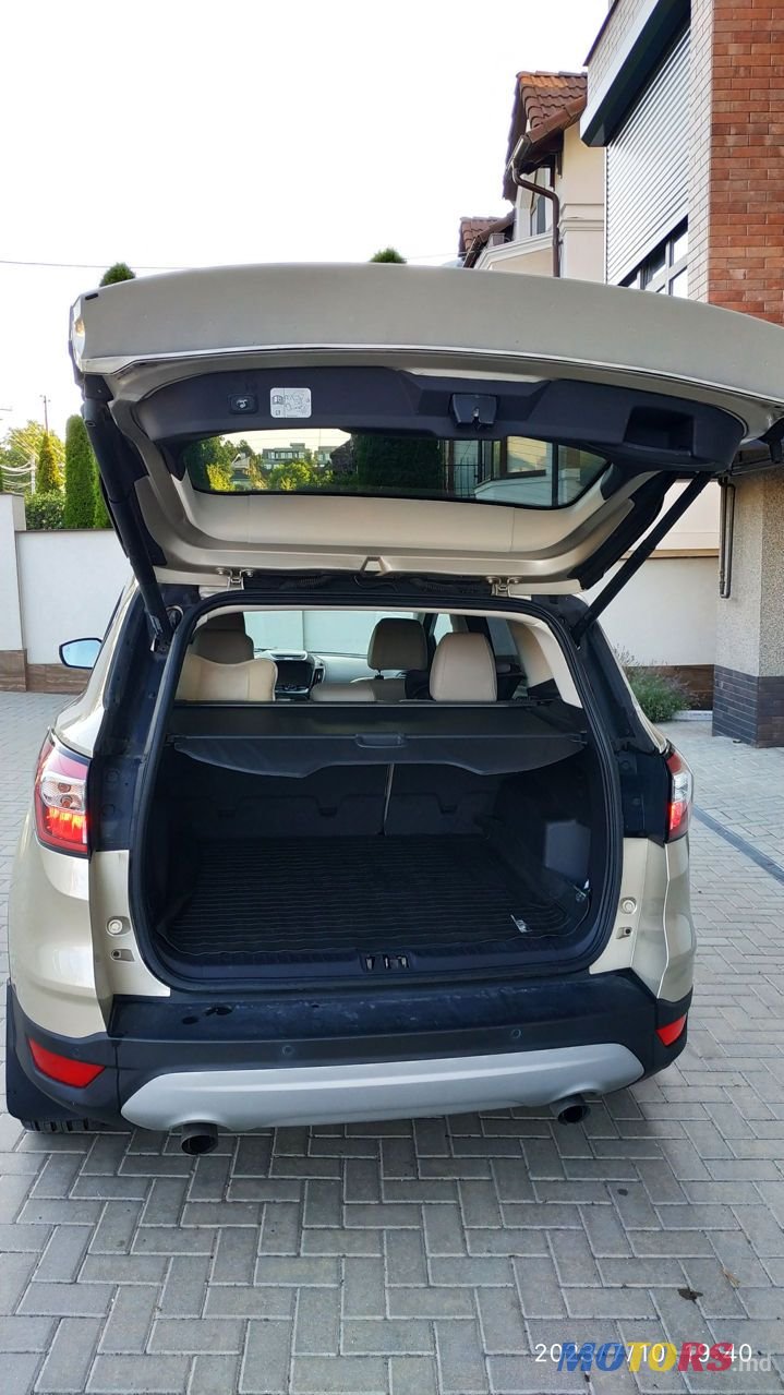 2017' Ford Escape photo #4