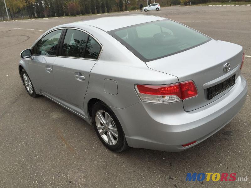 2009' Toyota Avensis photo #4