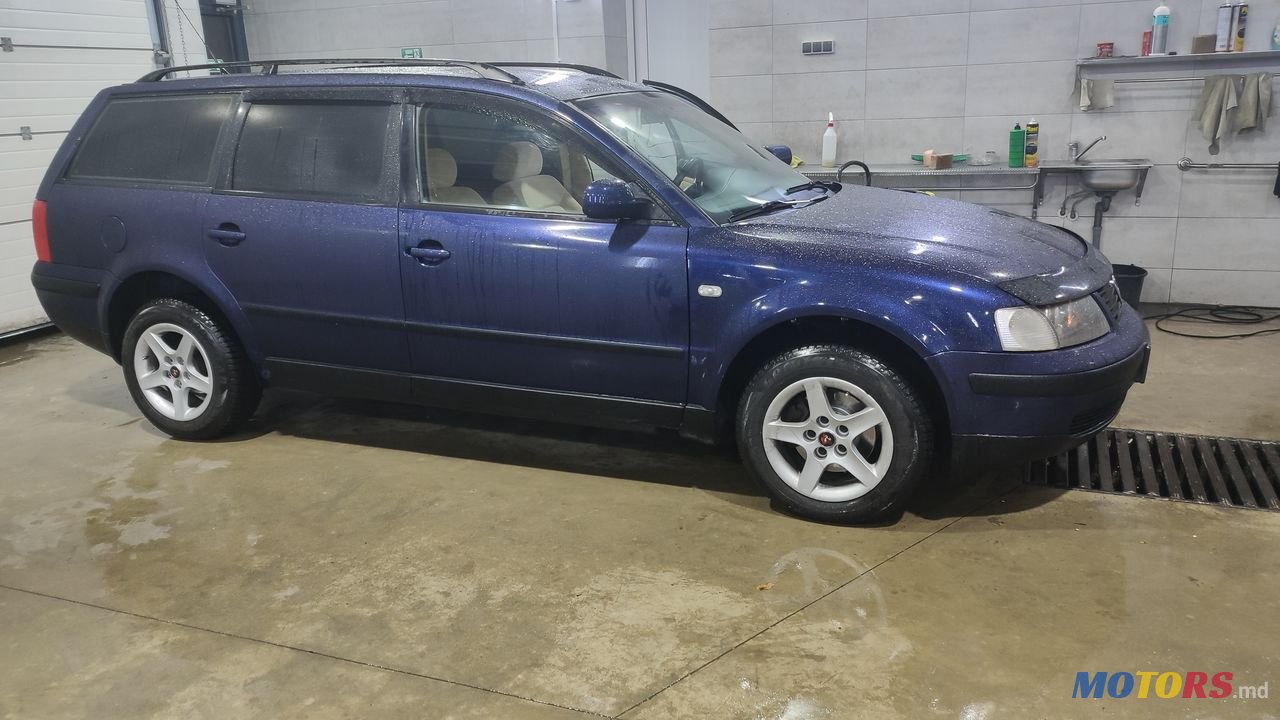 1998' Volkswagen Passat photo #1