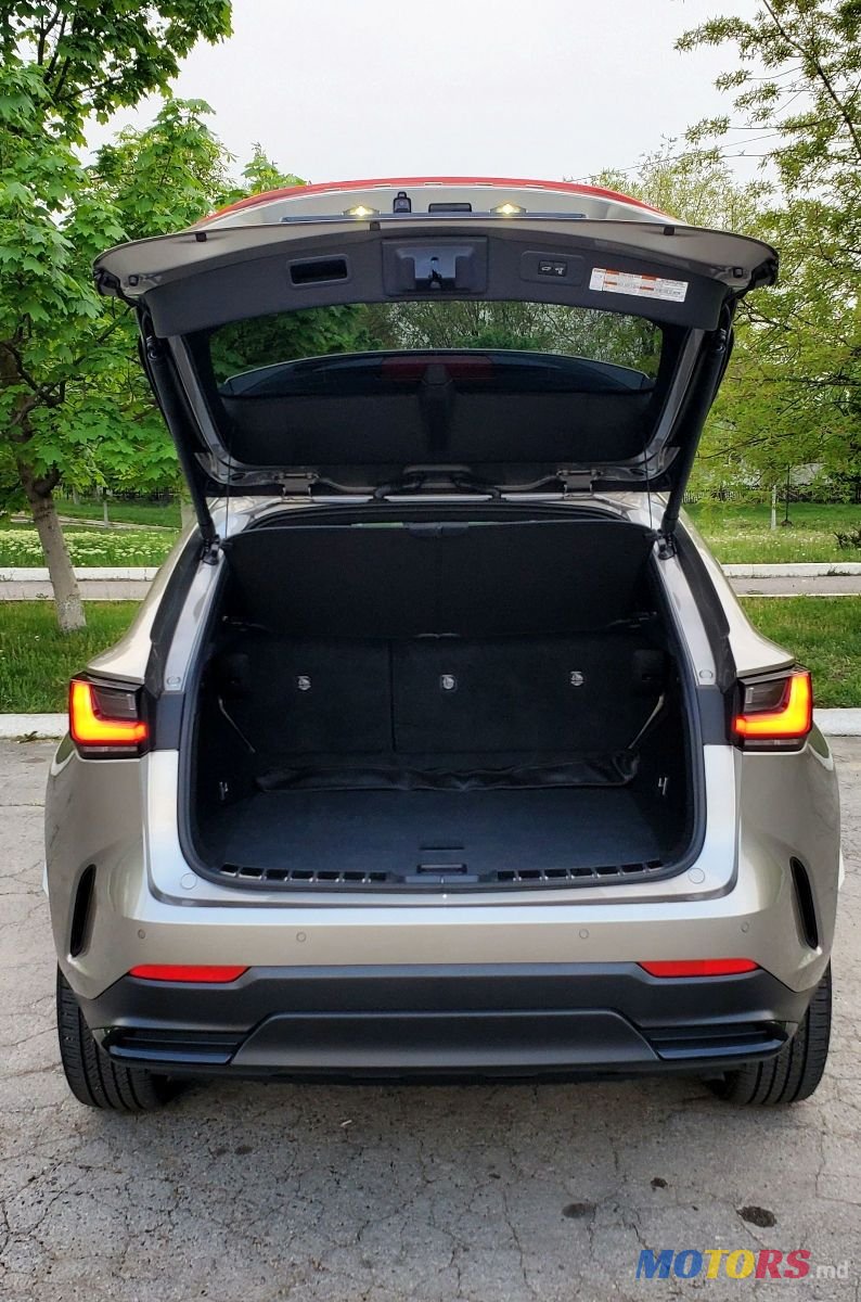 2023' Lexus Nx Series photo #6