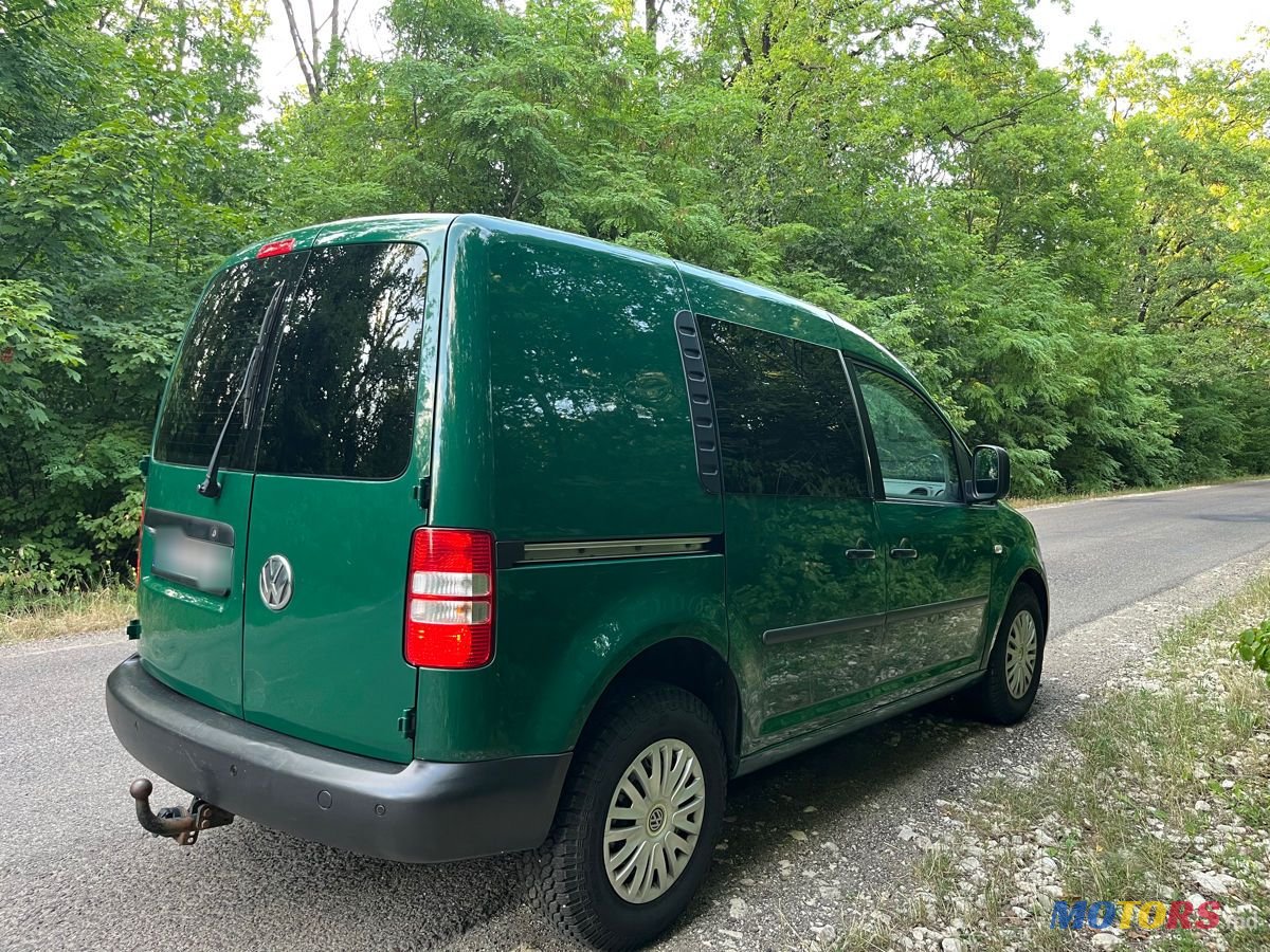 2015' Volkswagen Caddy photo #5