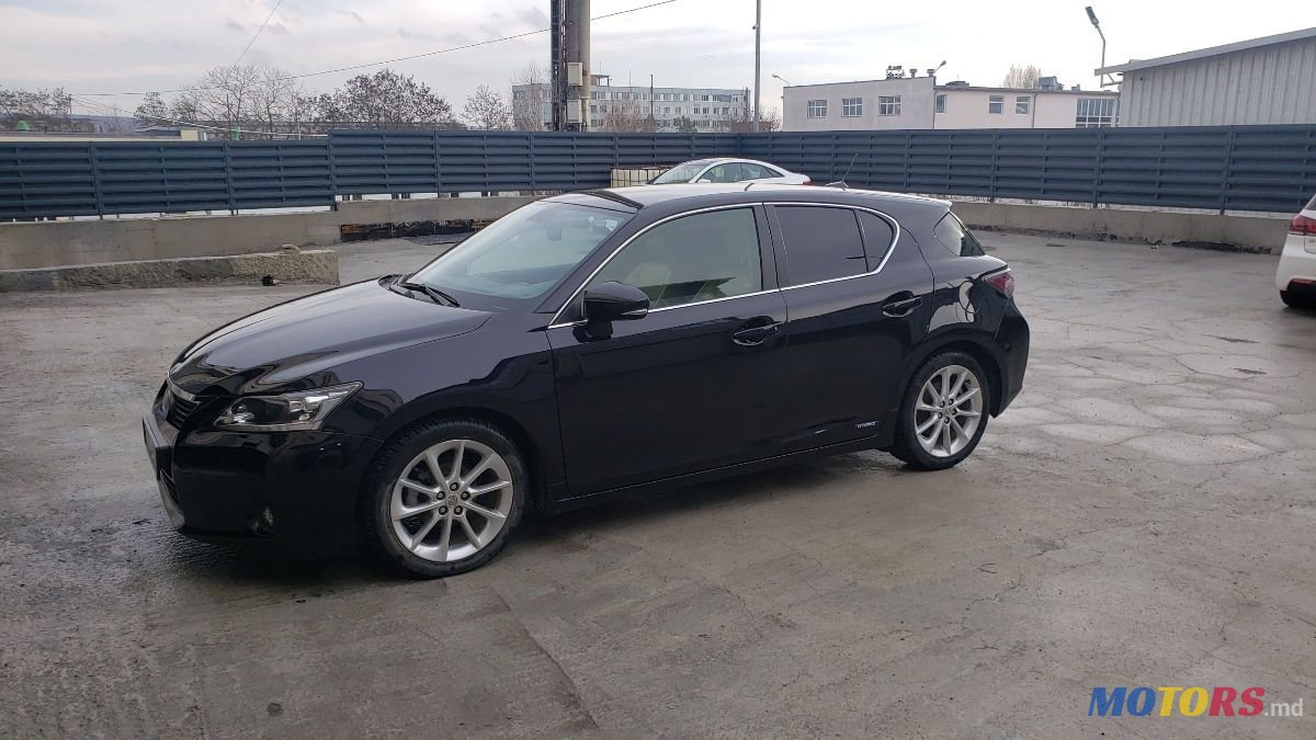 2011' Lexus Ct Series photo #1