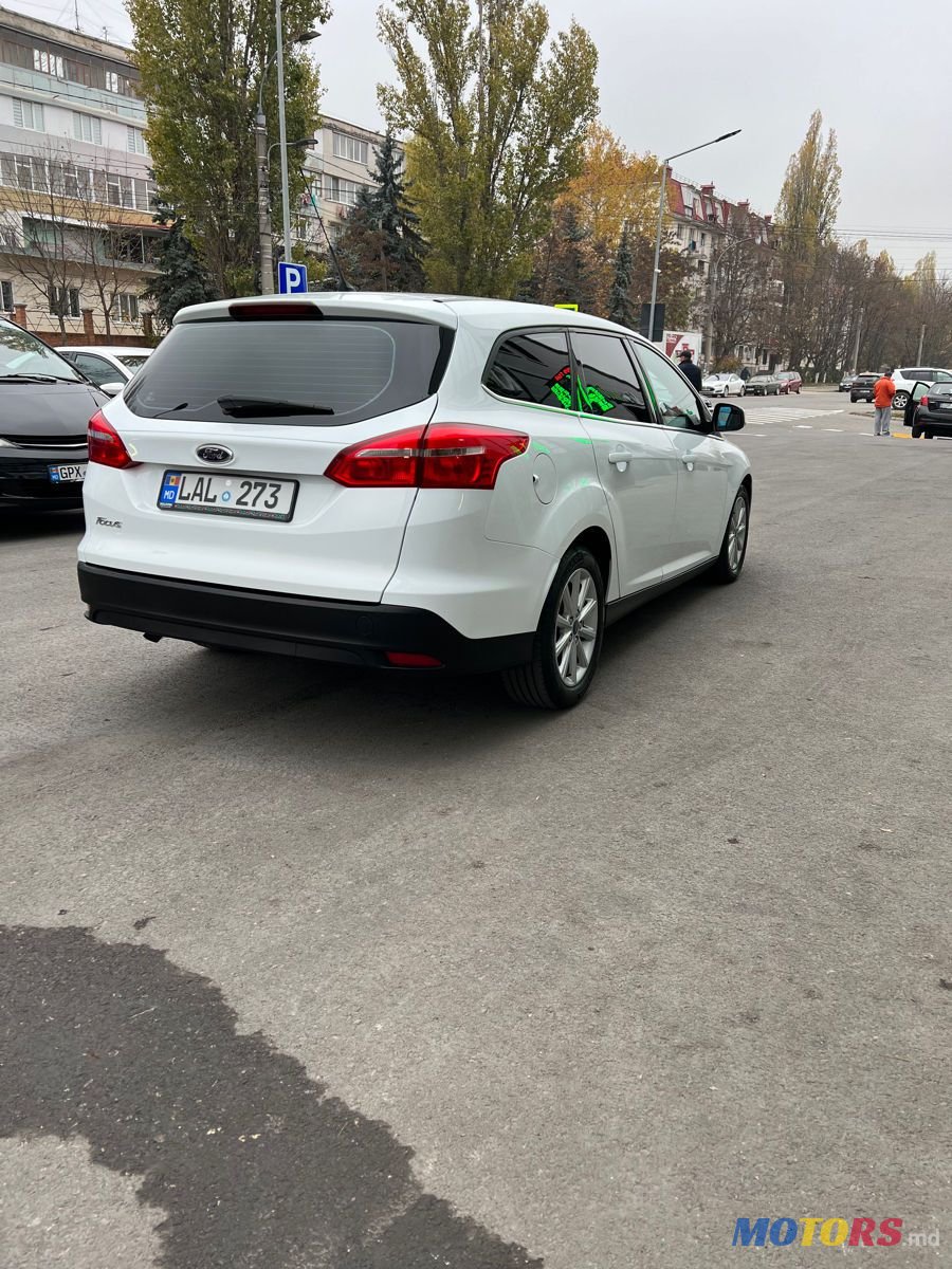 2015' Ford Focus photo #3