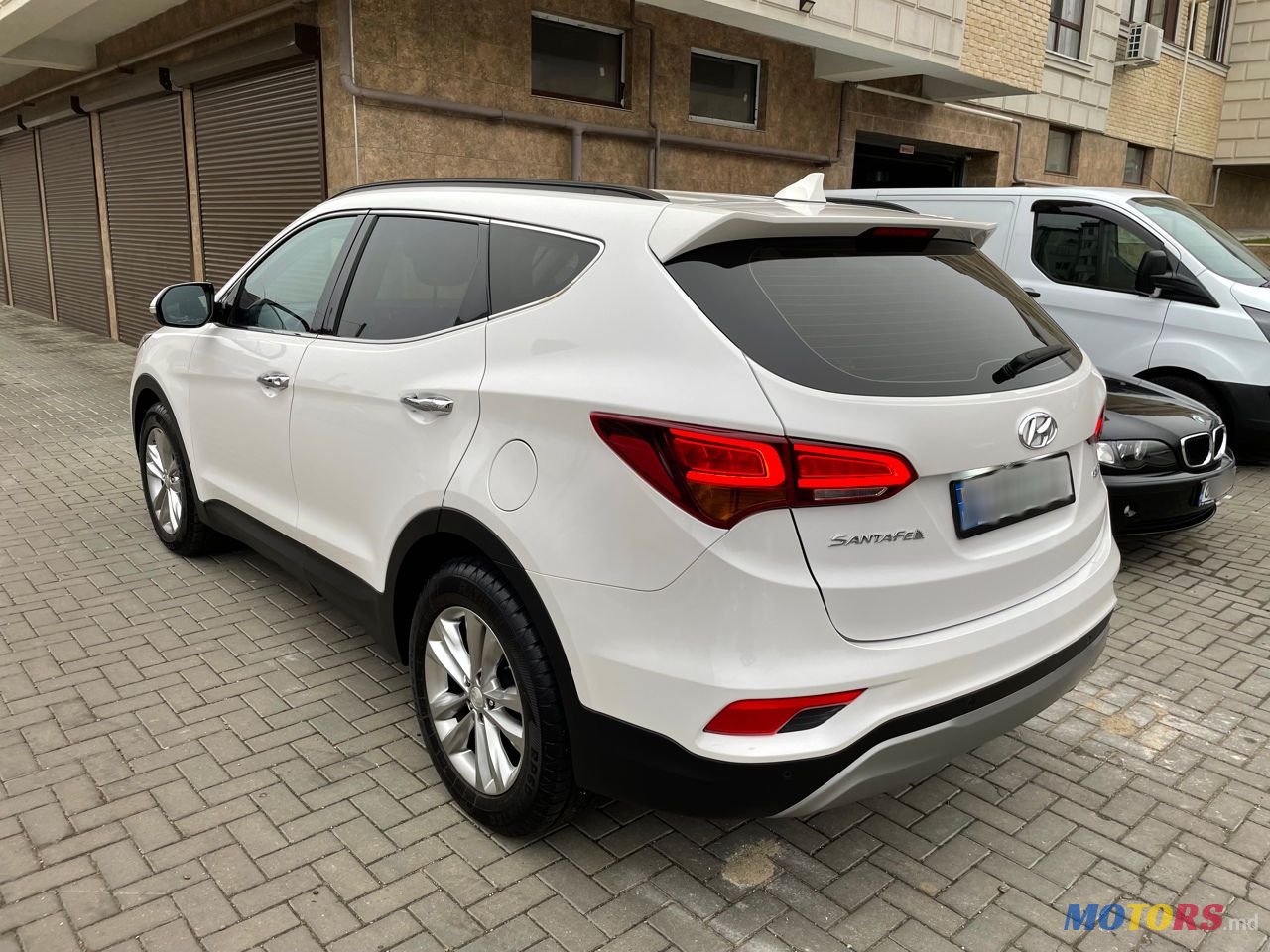 2015' Hyundai Santa Fe photo #4