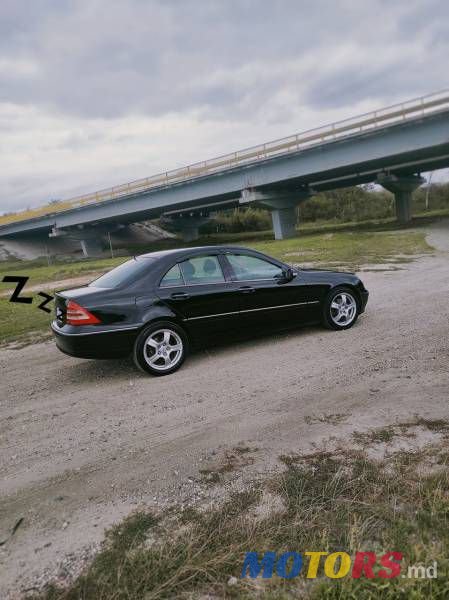 2001' Mercedes-Benz C photo #5