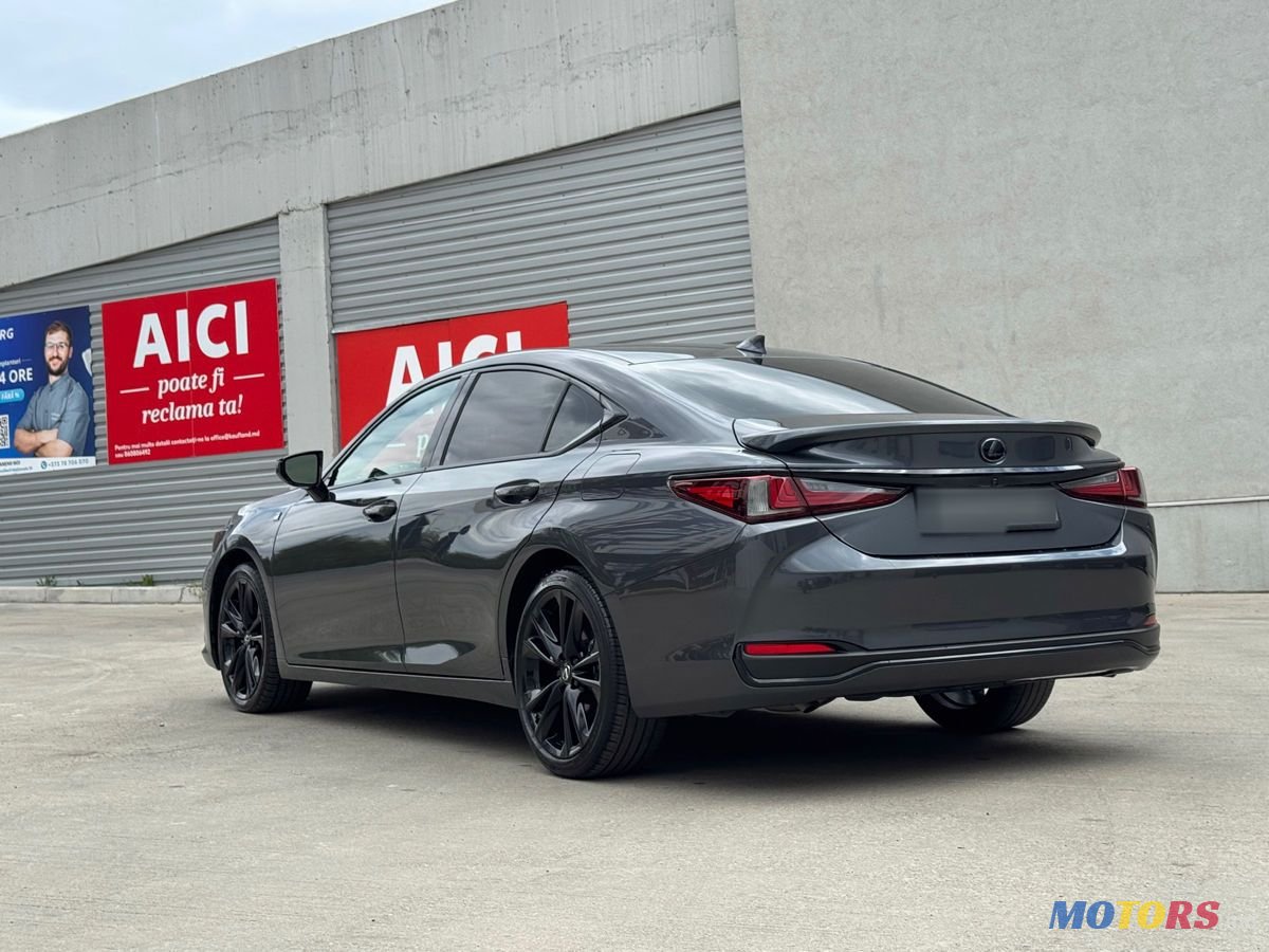 2022' Lexus Es Series photo #6