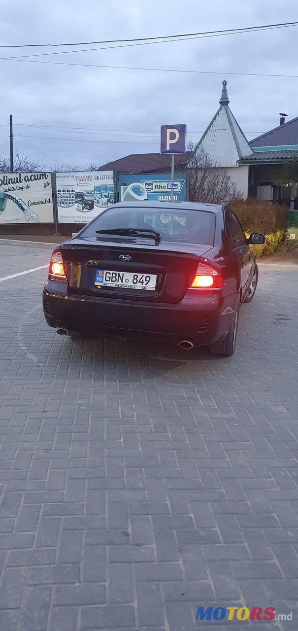 2008' Subaru Legacy photo #5