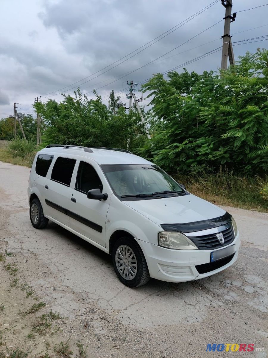 2009' Dacia Logan photo #5