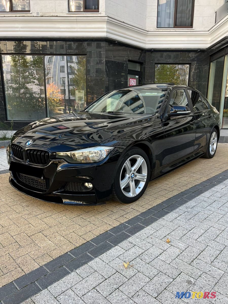 2016' BMW 3 Series photo #2