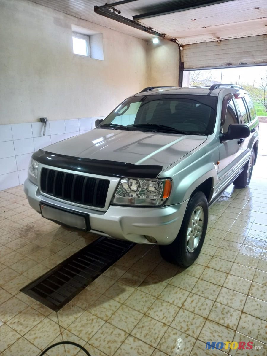 2004' Jeep Grand Cherokee photo #1