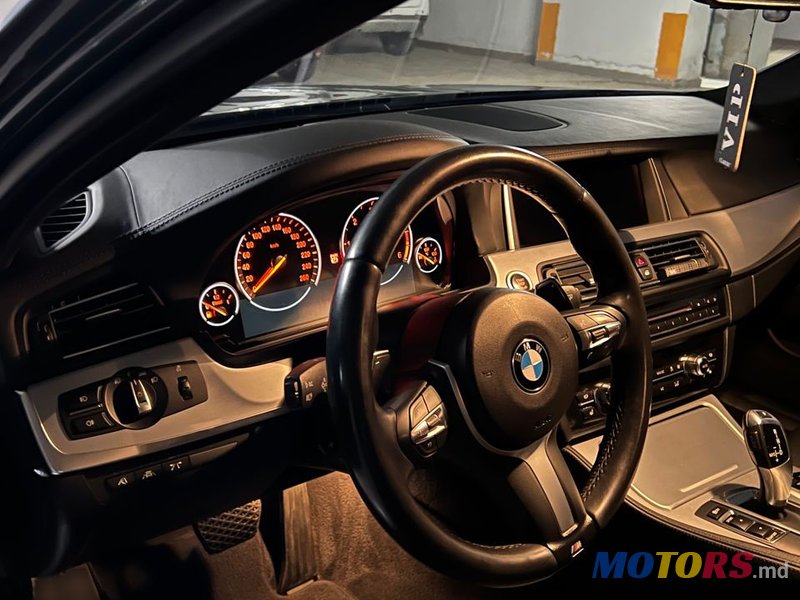 2015' BMW 5 Series photo #6