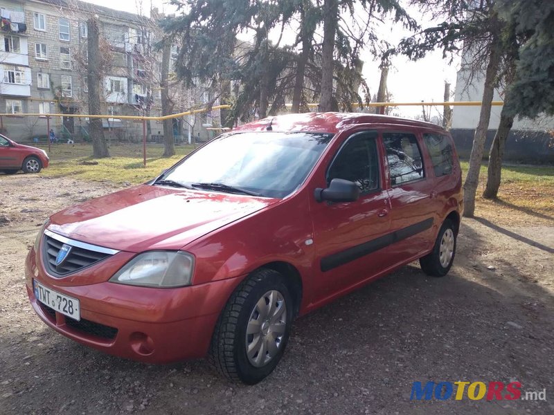 2009' Dacia Logan Mcv photo #1