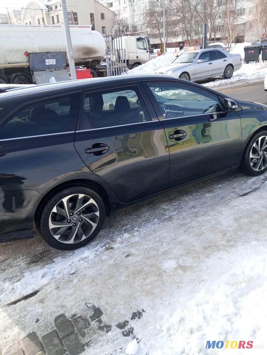 2016' Toyota Auris photo #1