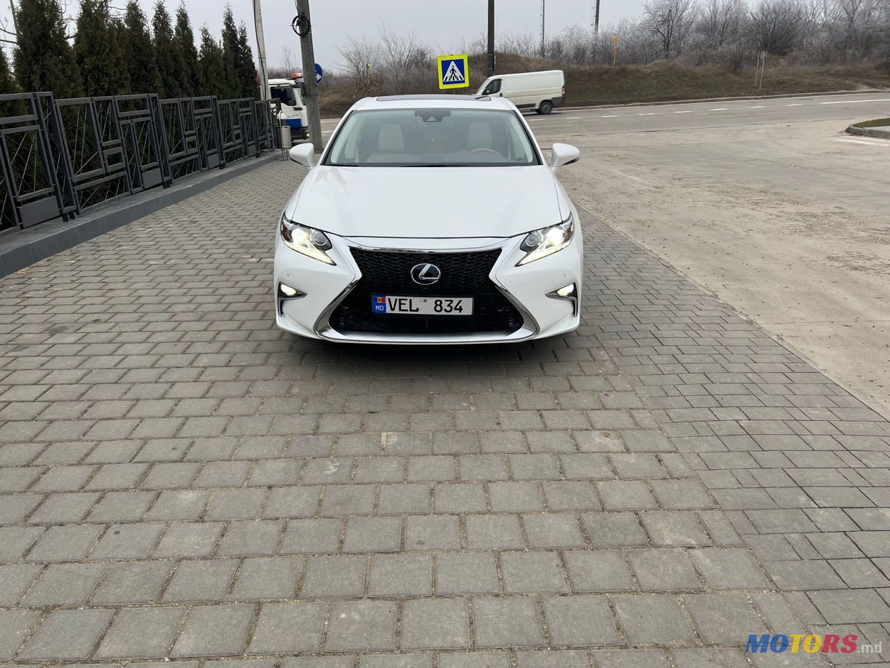 2016' Lexus Es Series photo #2