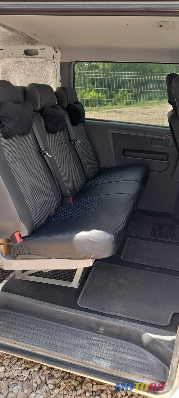 2011' Mercedes-Benz Vito photo #3