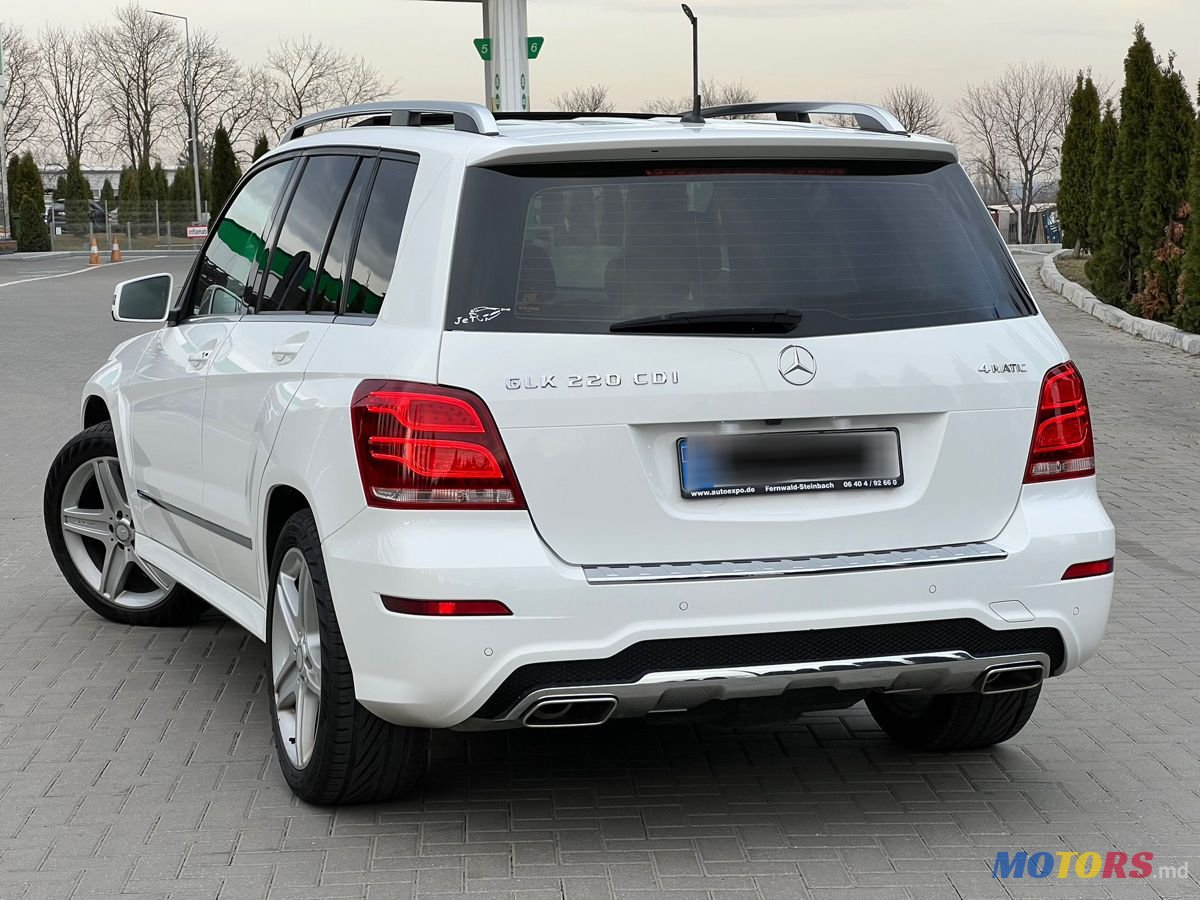 2015' Mercedes-Benz GLK-Class photo #5