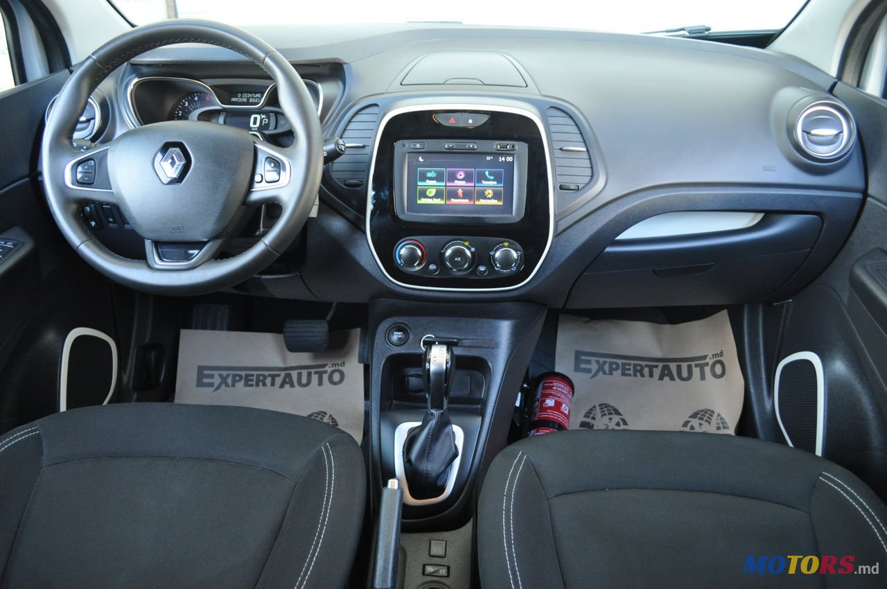 2017' Renault Captur photo #6