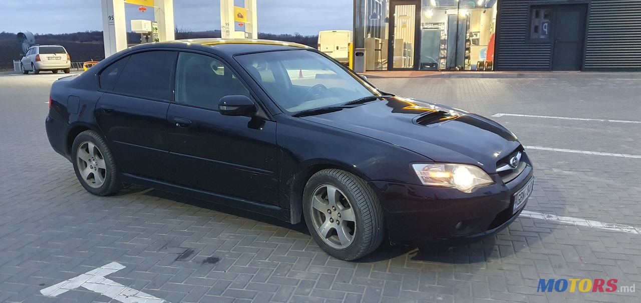 2008' Subaru Legacy photo #3
