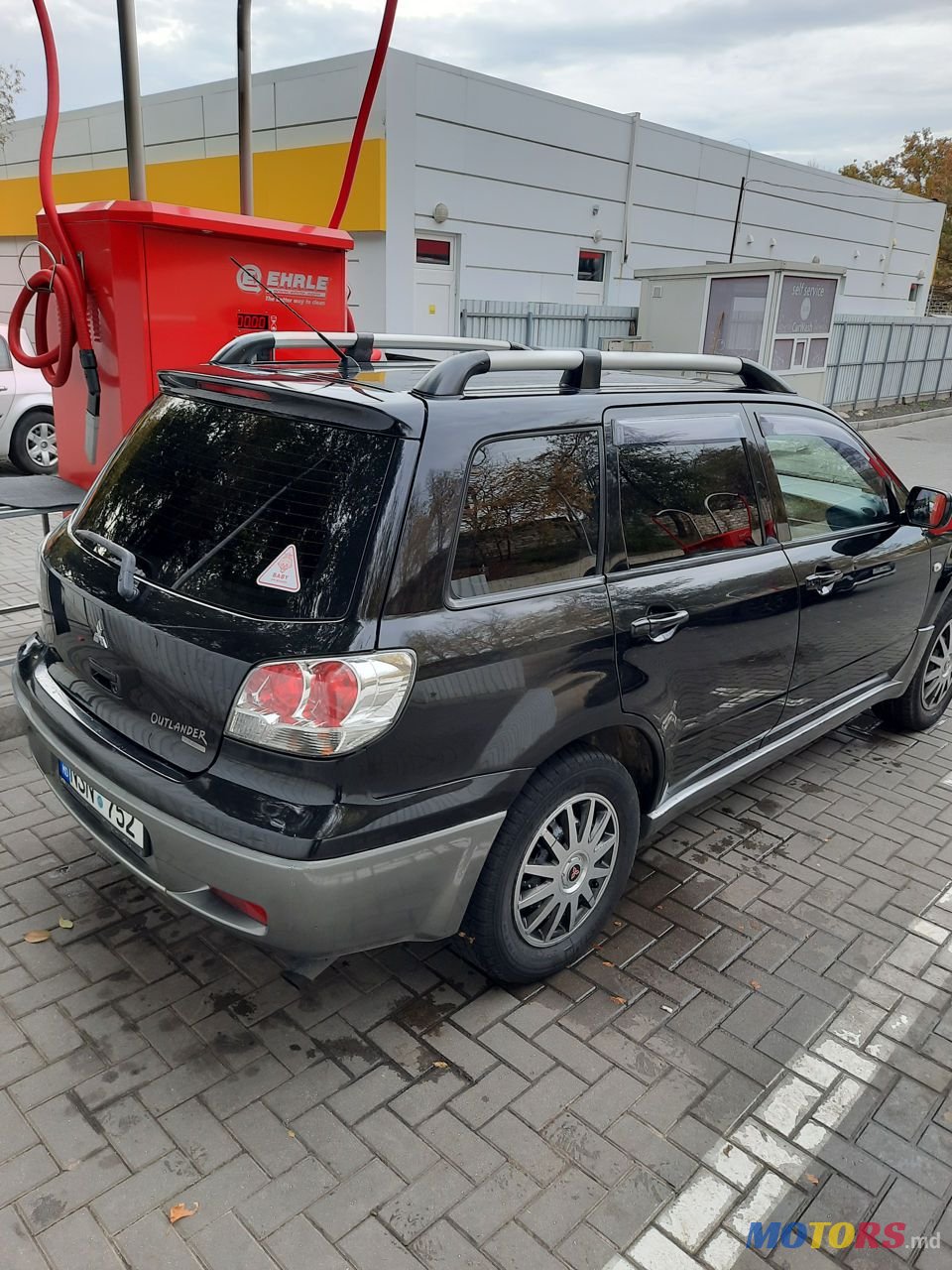 2004' Mitsubishi Outlander photo #4