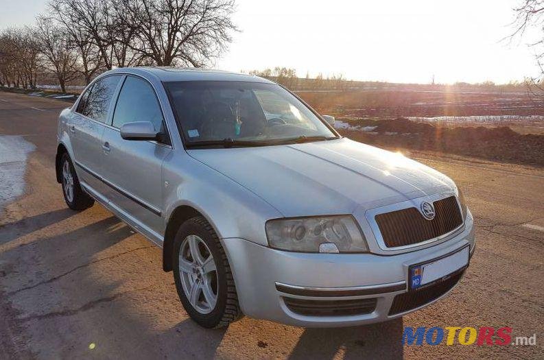 2002' Skoda Superb photo #1