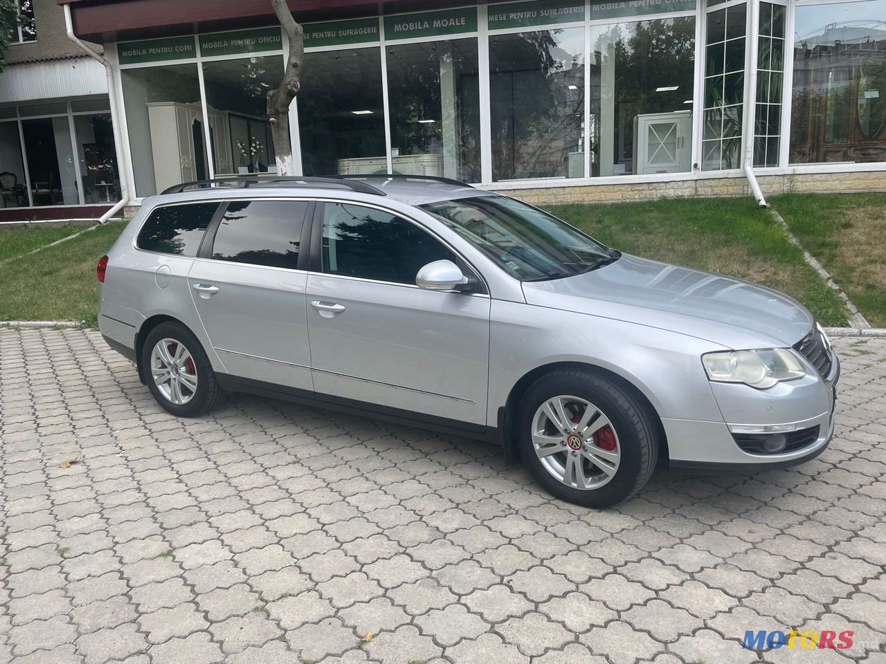 2008' Volkswagen Passat photo #5