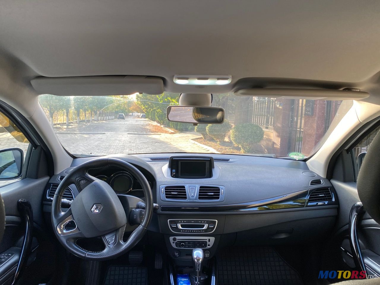 2013' Renault Megane photo #4