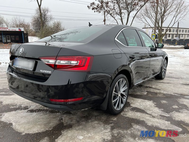 2019' Skoda Superb photo #6