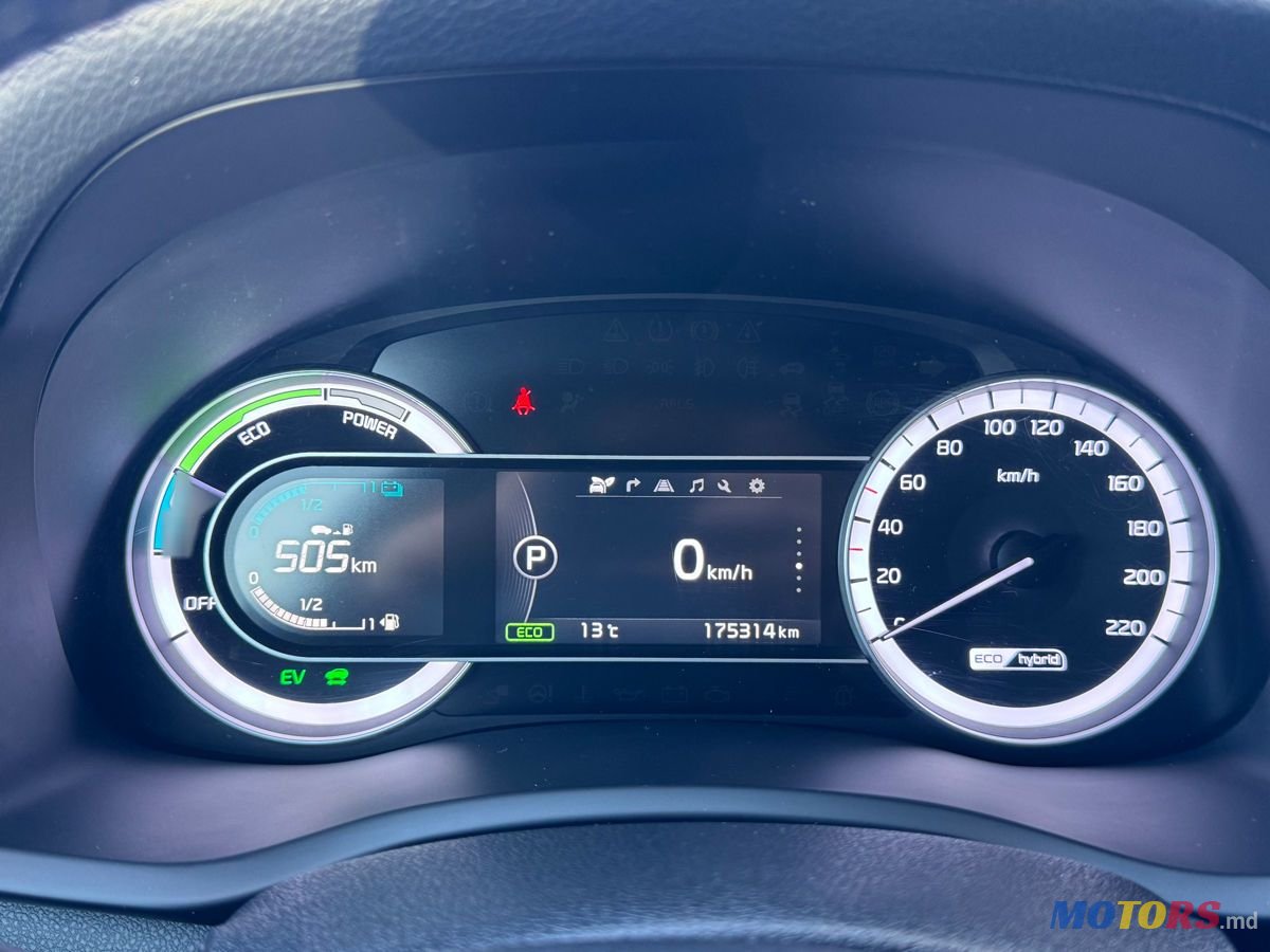 2017' Kia Niro photo #2