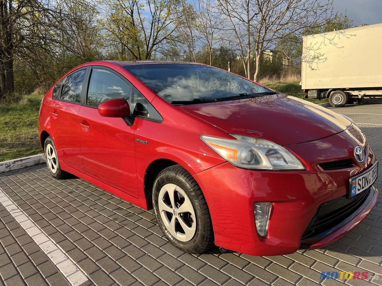 2012' Toyota Prius photo #1