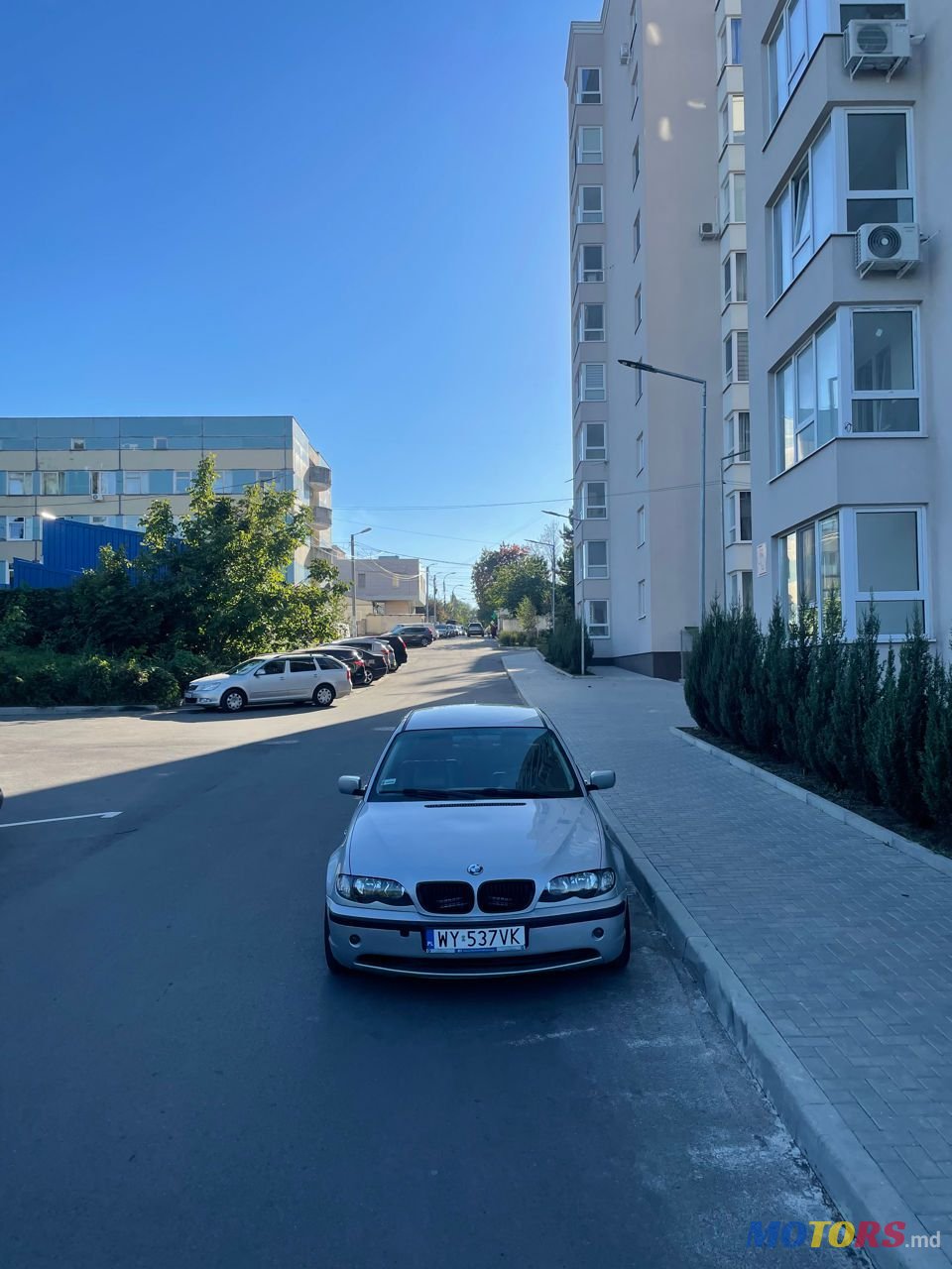 2003' BMW 3 Series photo #1