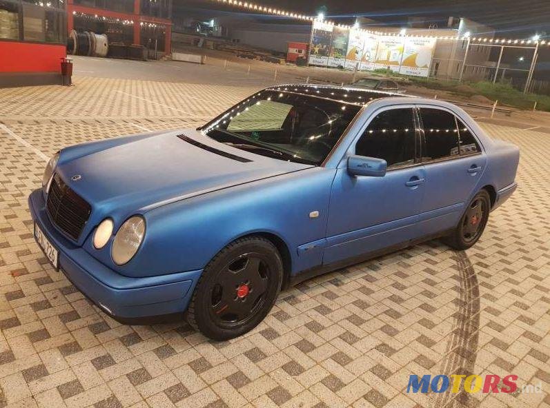 1996' Mercedes-Benz E photo #1