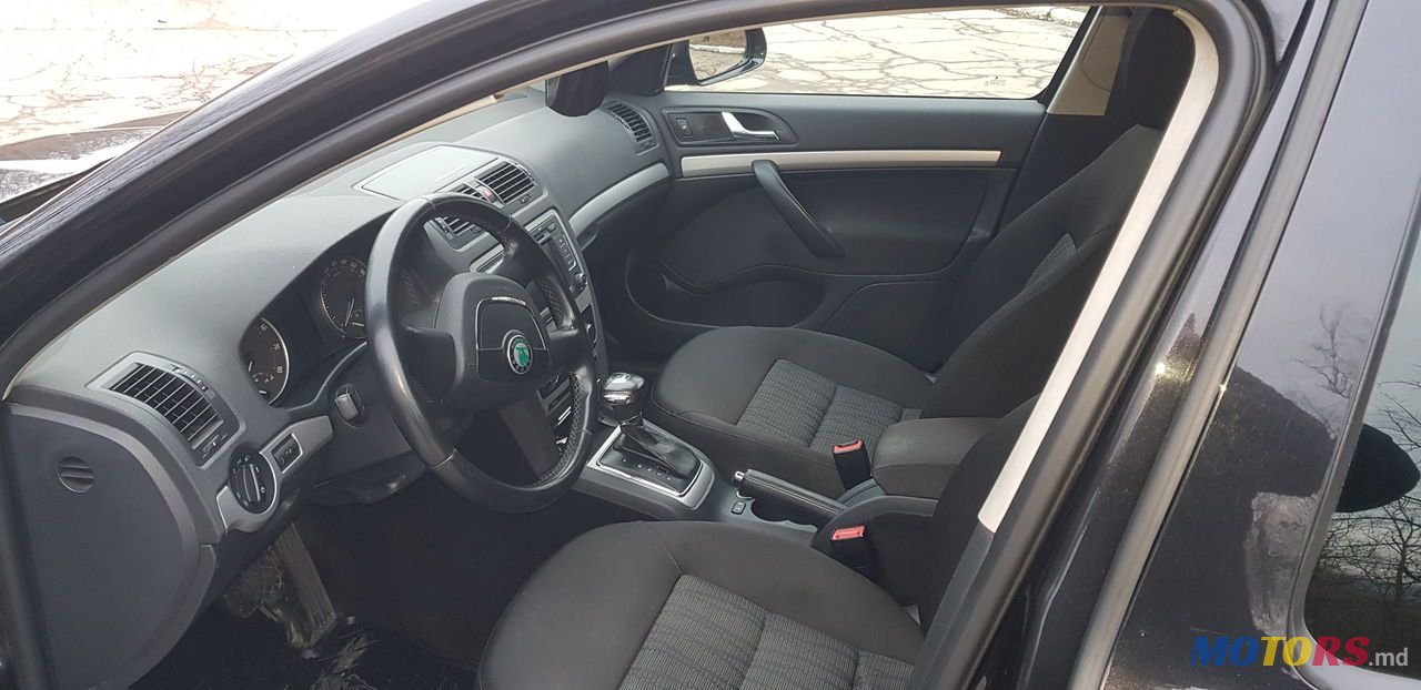 2010' Skoda Octavia photo #5