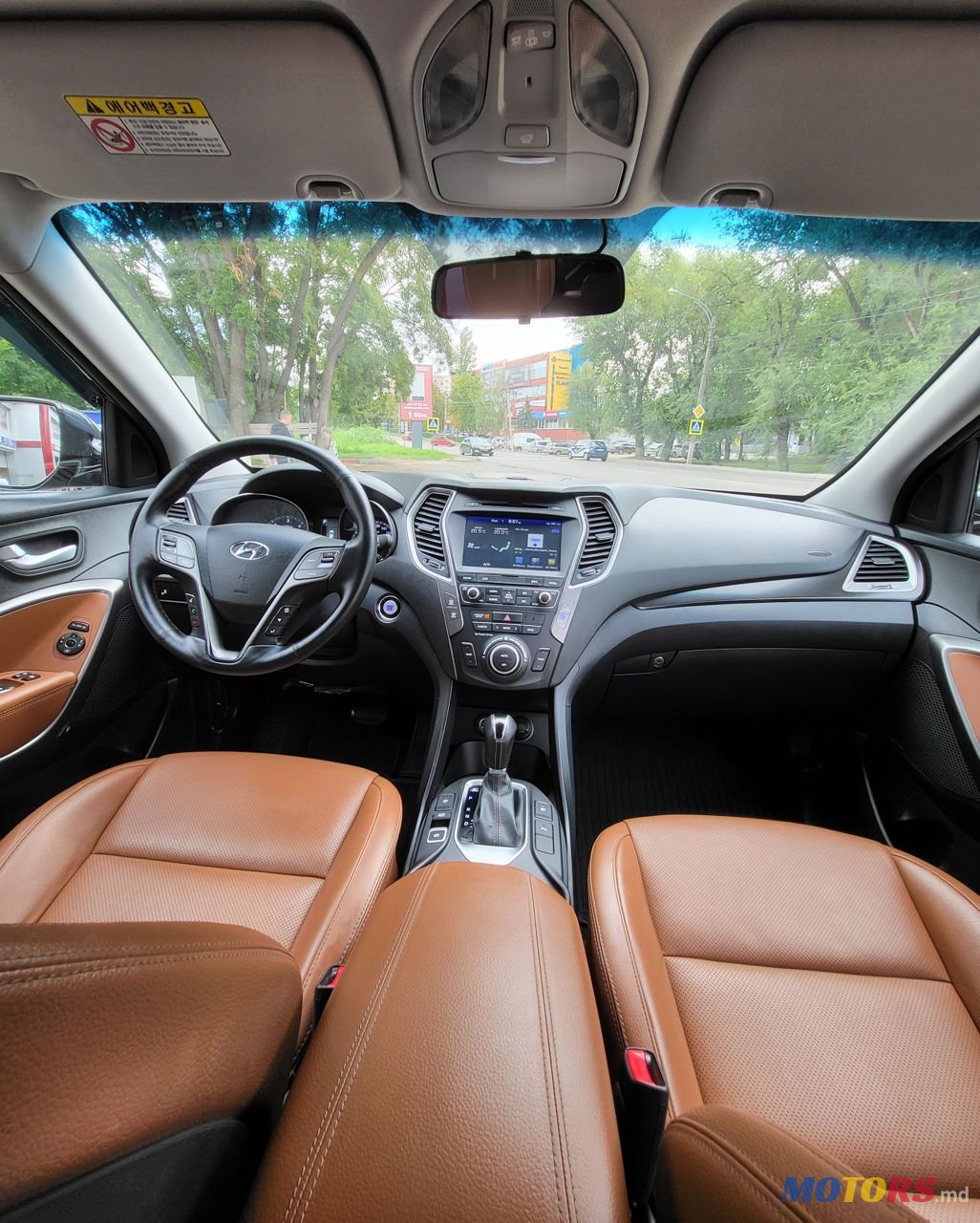 2017' Hyundai Santa Fe photo #4