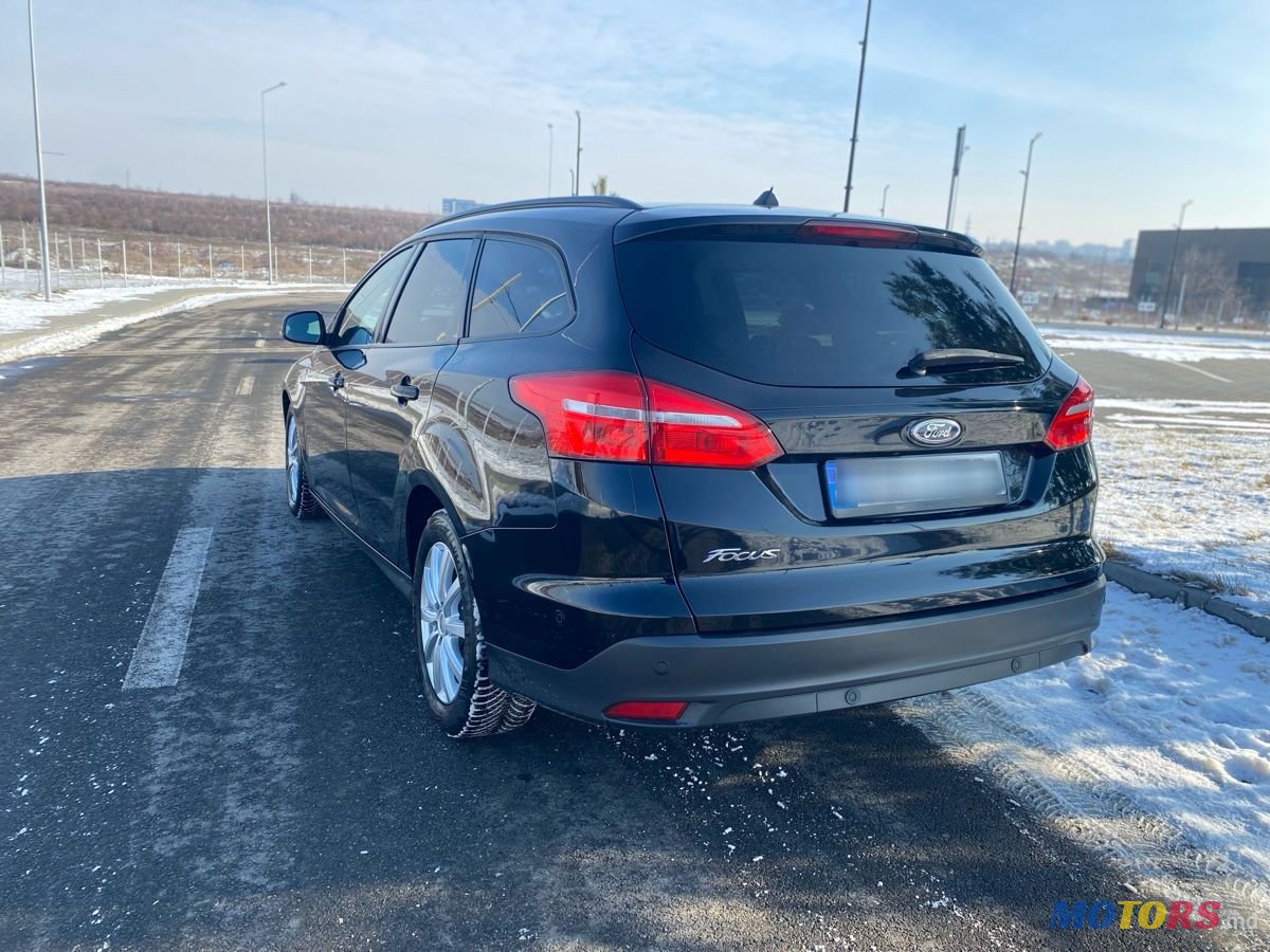 2017' Ford Focus photo #4