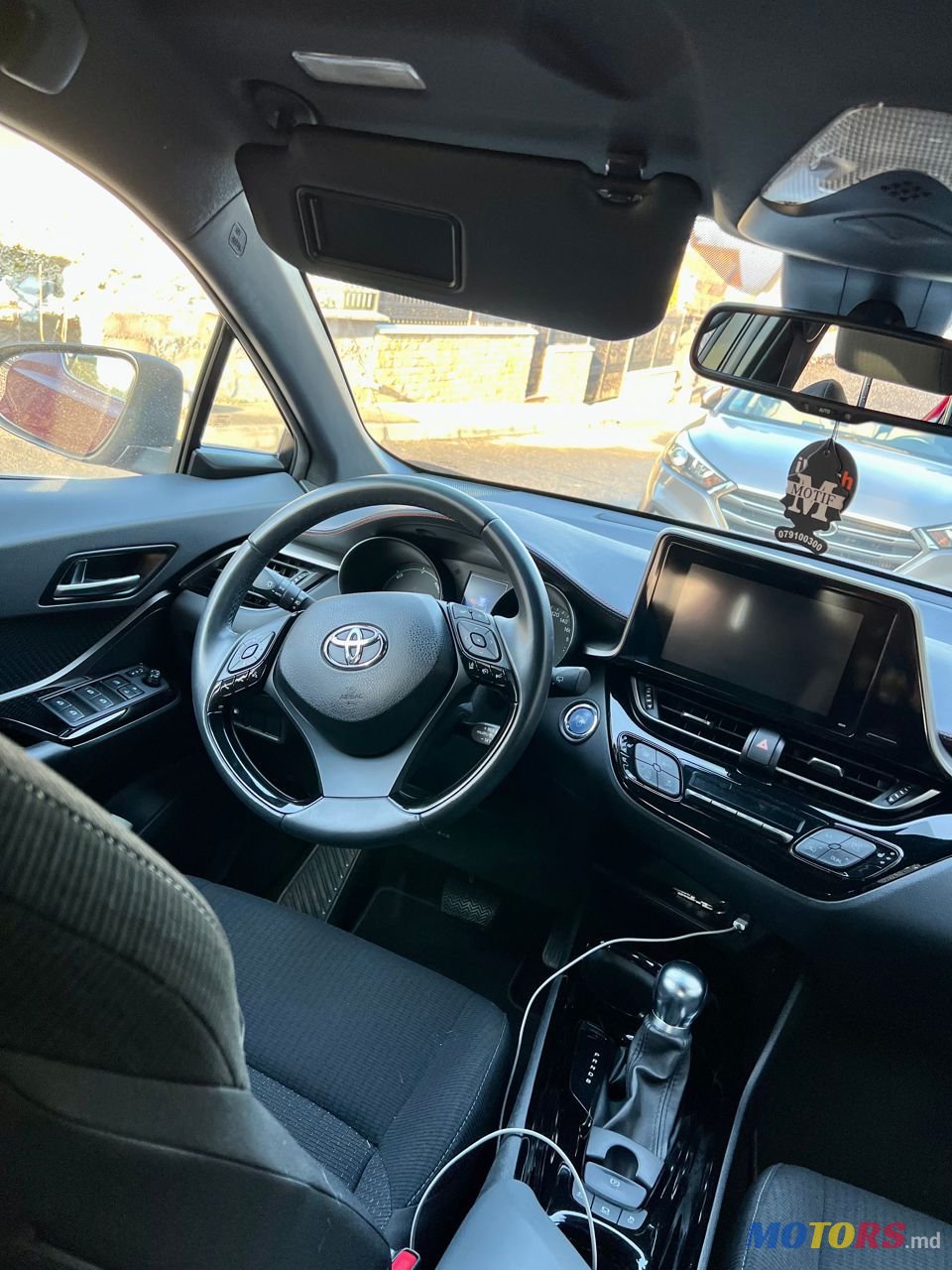 2019' Toyota C-Hr photo #4