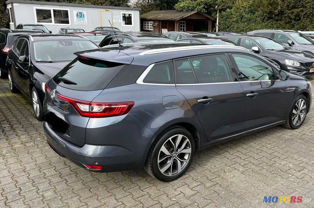 2017' Renault Megane photo #2