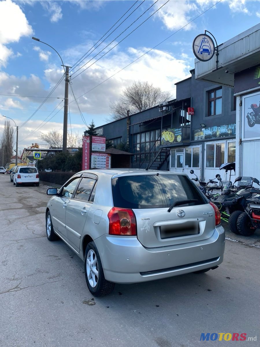 2005' Toyota Corolla photo #3