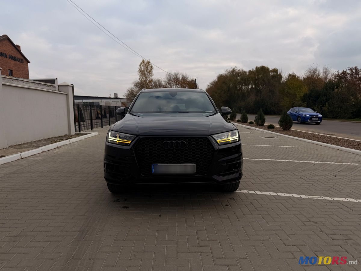 2017' Audi Q7 photo #2