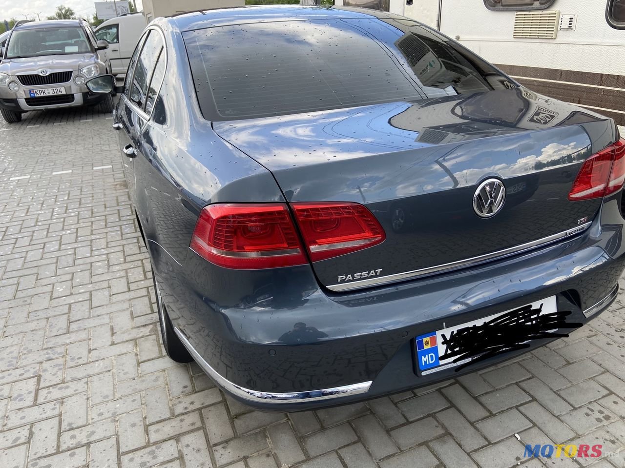 2013' Volkswagen Passat photo #1