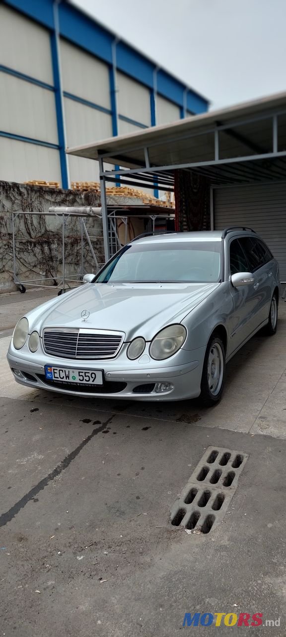 2005' Mercedes-Benz E Класс photo #1